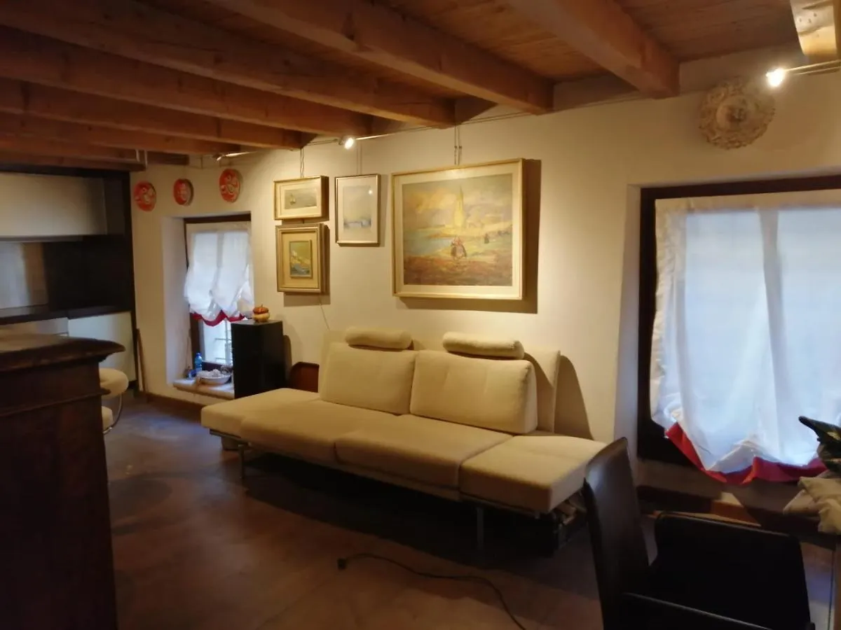 Palazzo Rinascimentale Con Affreschi Apartment Verona Italy