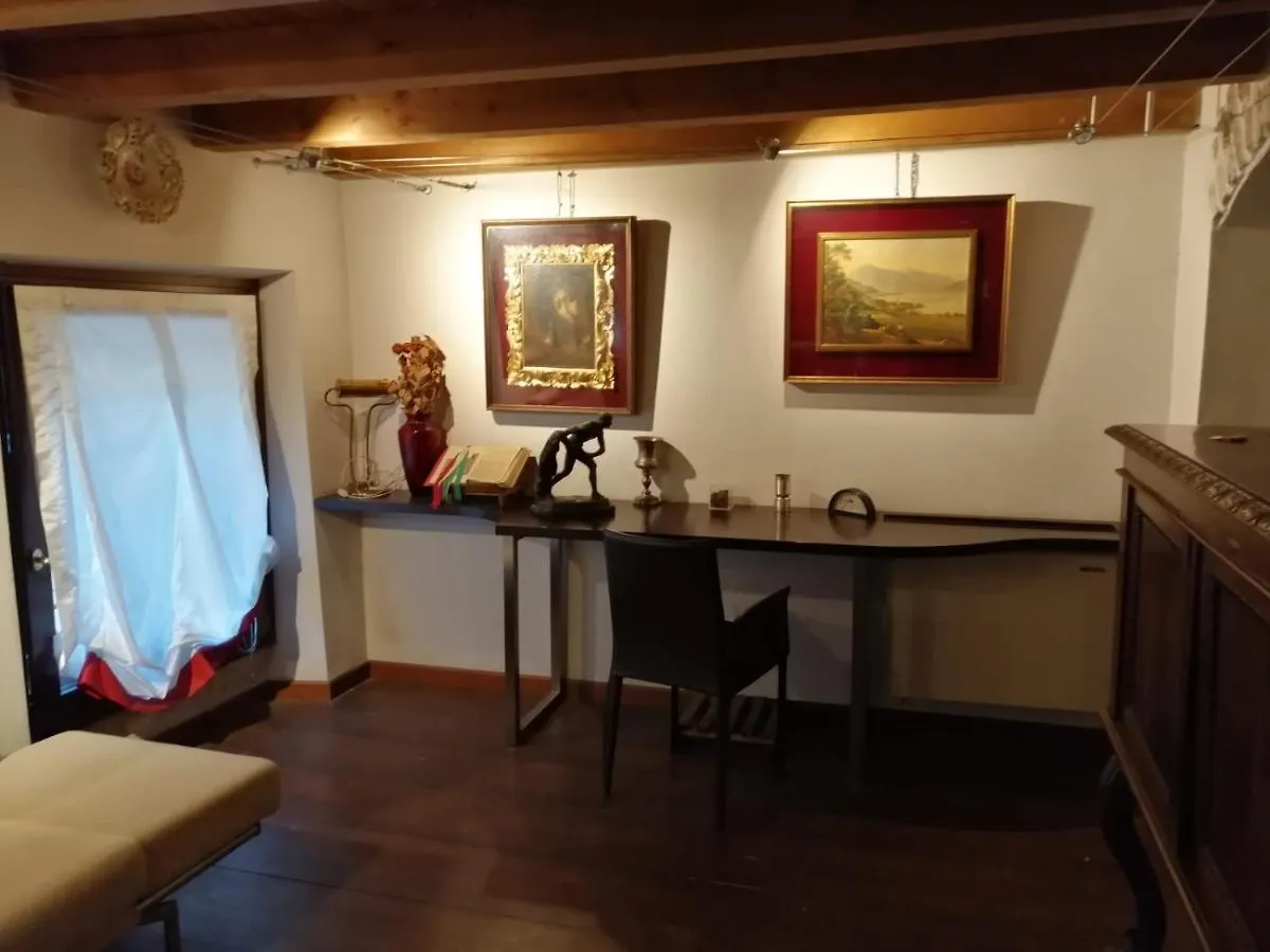 Palazzo Rinascimentale Con Affreschi Apartment Verona 0*,  Italy