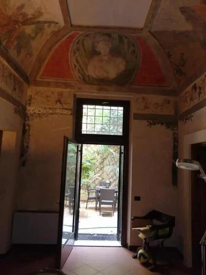 Palazzo Rinascimentale Con Affreschi Apartment Verona Italy